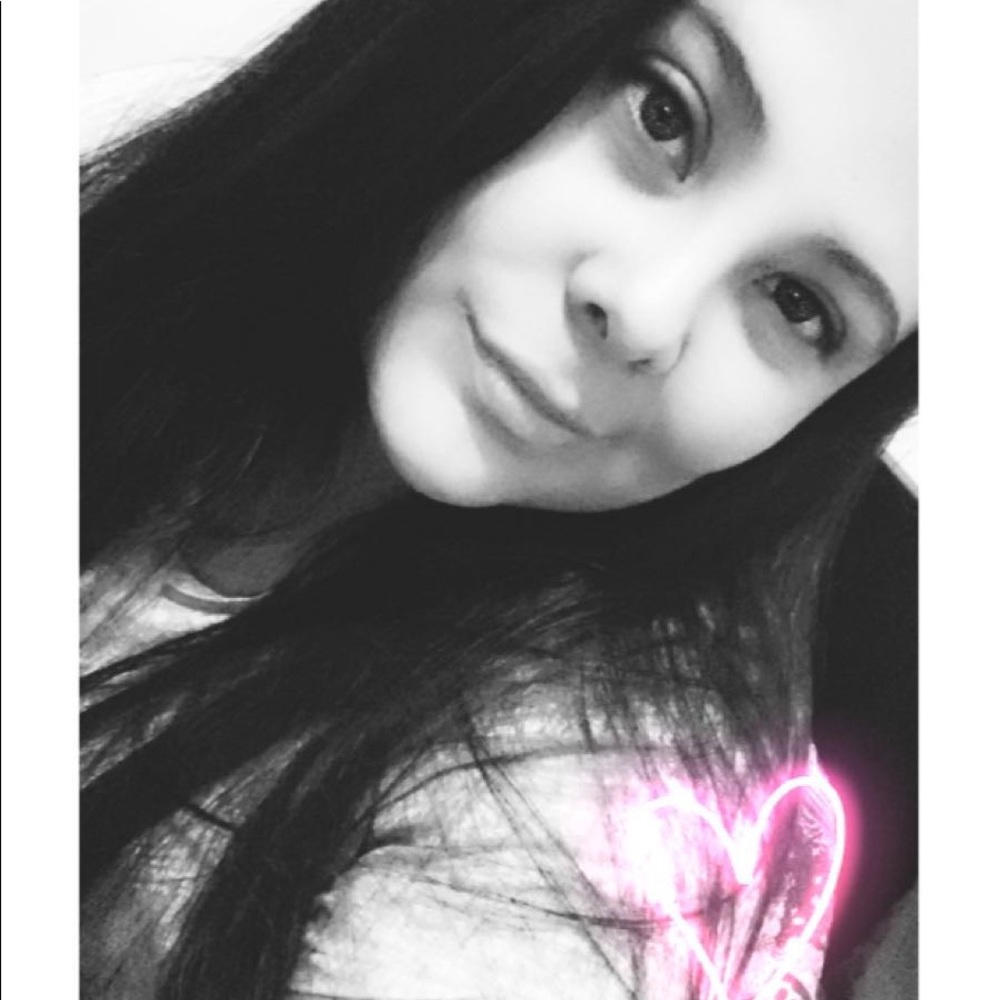 Meet your Posher, Emely